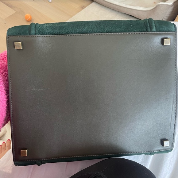 Large Celine Green Suede Phantom Bag - Like New condition - Picture 9 of 9